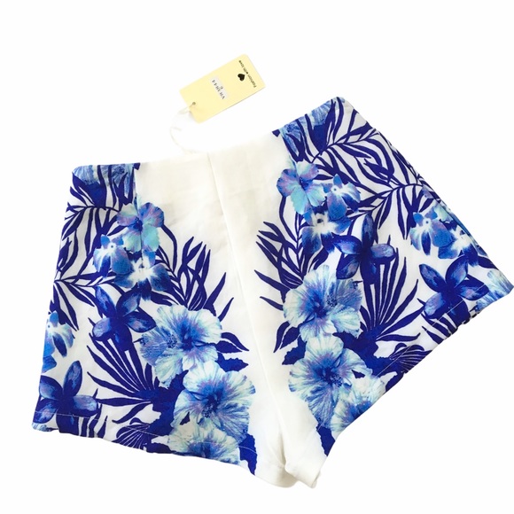 new LF into ❦ Chic Hibiscus Print Shorts ❦ Bright Amethyst Colorful Floral ❦ 6 - Picture 7 of 16